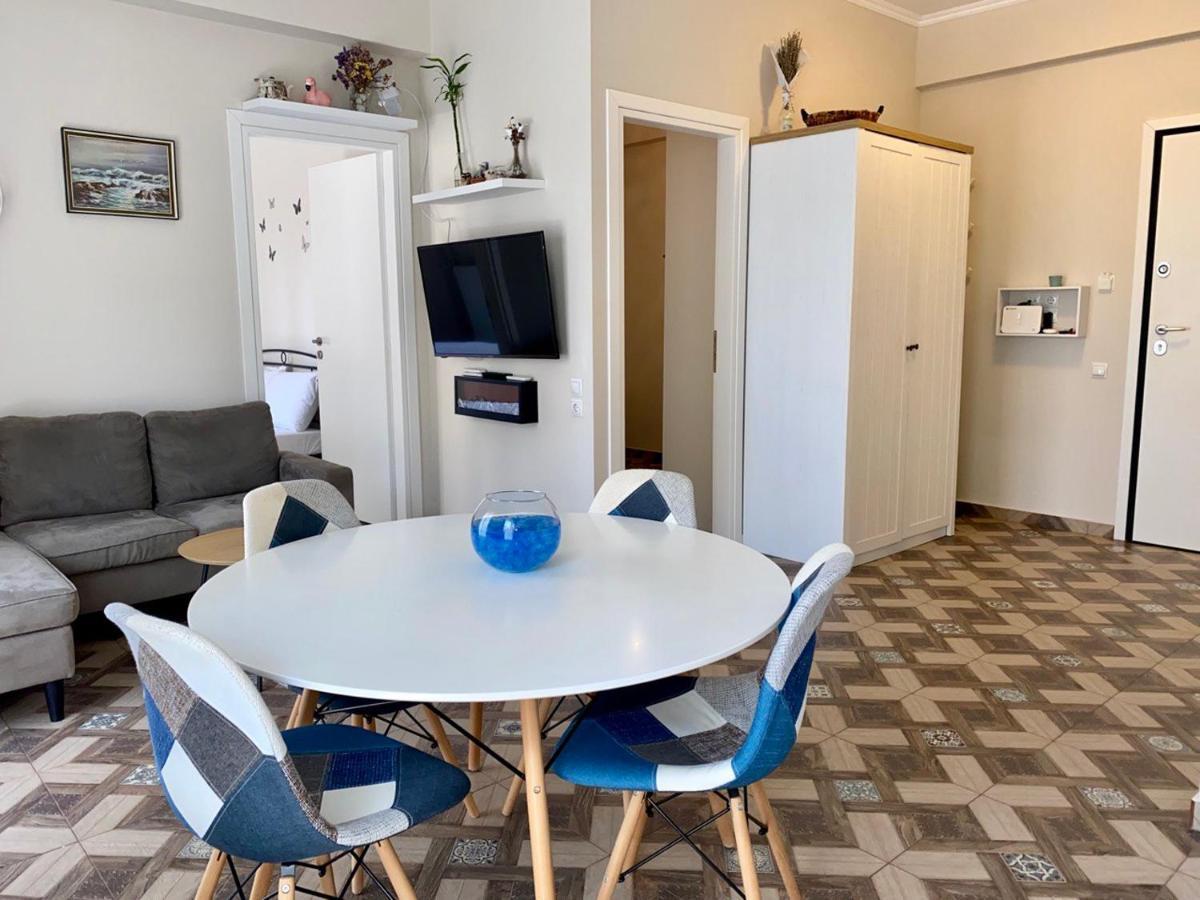 Dafni'S Home Is In 200M To Metro Ag Ioanis Aten Exteriör bild