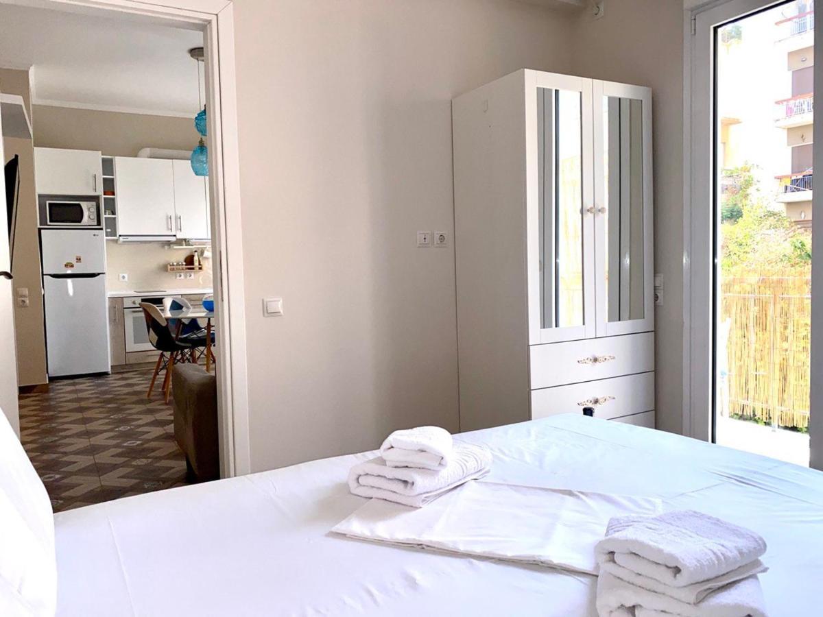 Dafni'S Home Is In 200M To Metro Ag Ioanis Aten Exteriör bild